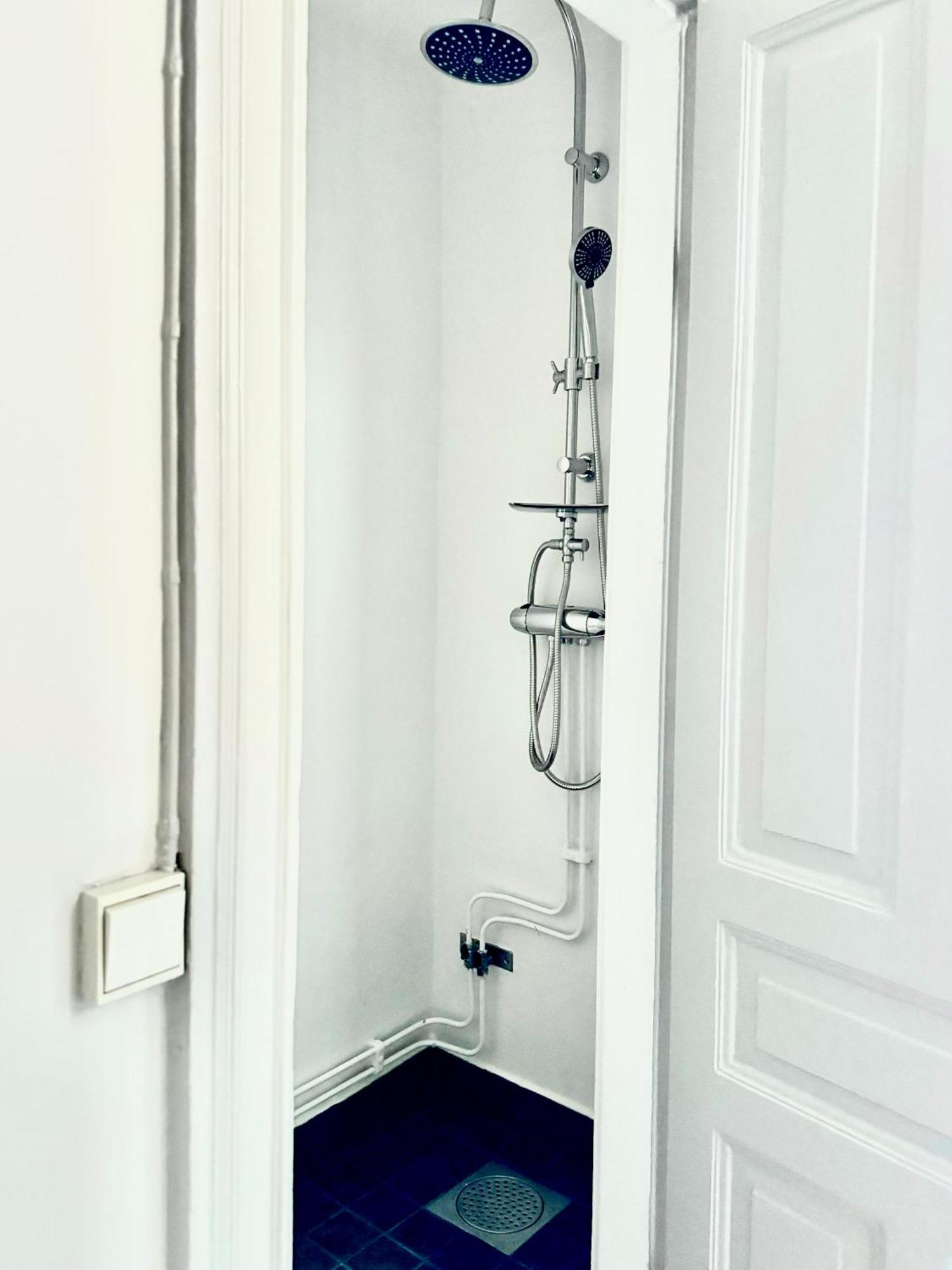 Laegenhet Med Fantastiskt Laege Apartment Стокхолм Екстериор снимка